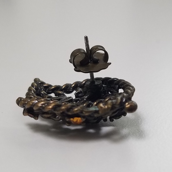 Avon Rhinestone Leaf Earrings Vintage - Picture 2 of 5